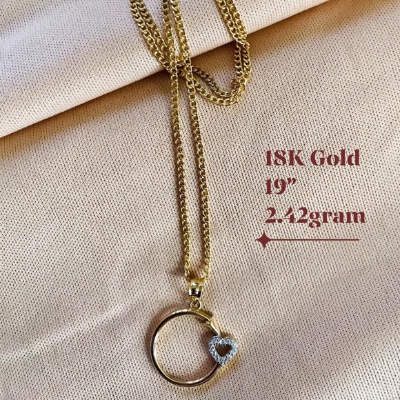 Real 18K Gold Necklace with Arrow Heart Pendant - Picture 5 of 5